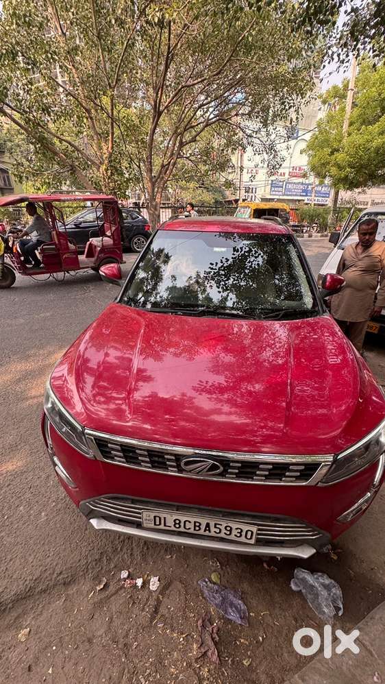 Driver or scooter chalak ki zarurat hai