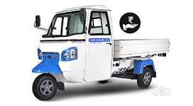 Mahindra Zor Grand Electric
