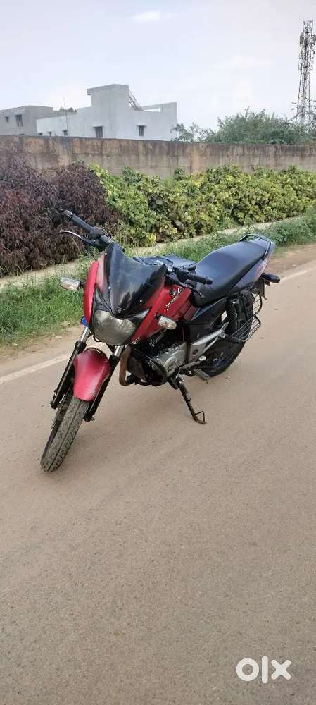 Selling my bike showroom condition Bajaj Pulsar 150