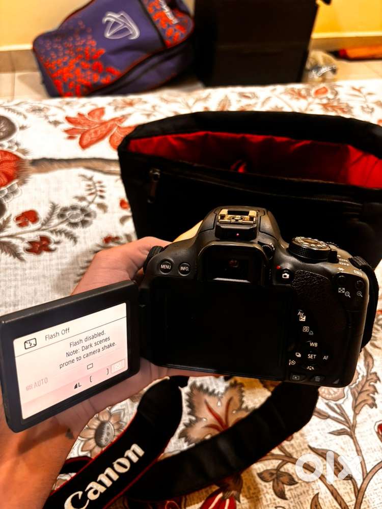 Canon 700D