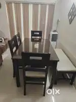 6 seater Dining table set