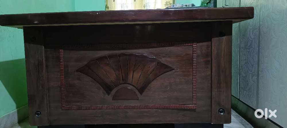 Office table and chair