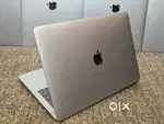 Apple Laptop 2019 Mfd. i7/16gb Ram 512gb SSD 13inch Retina Display