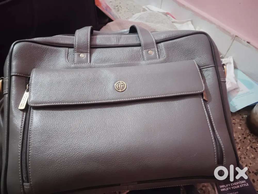 Laptop bag full leather