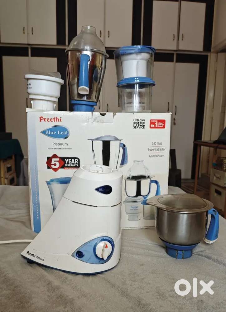 Preethi Blue Leaf Platinum Heavy Duty Mixer Grinder