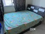 Good Condition double bed 5*6
