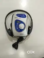Lenoxx Sound headset and casett player