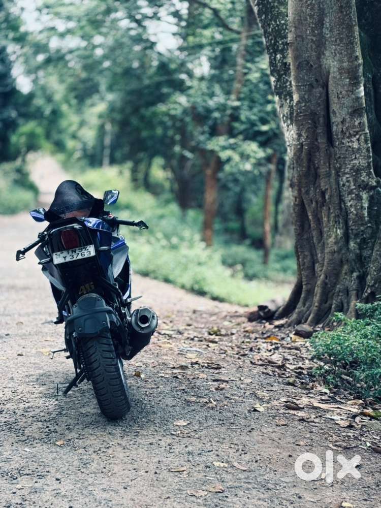 Yamaha R15 v3