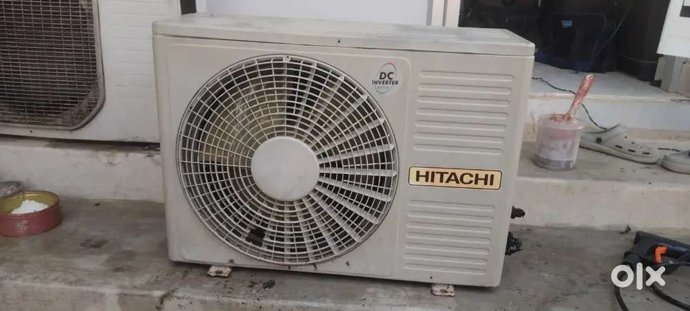 Hitachi 1.5 AC sale