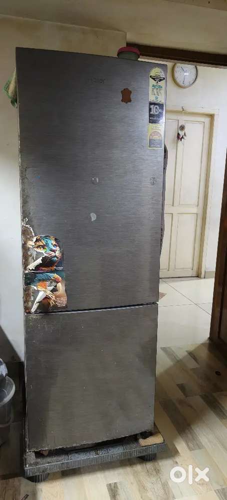 Haier fridge. Bottam freezer