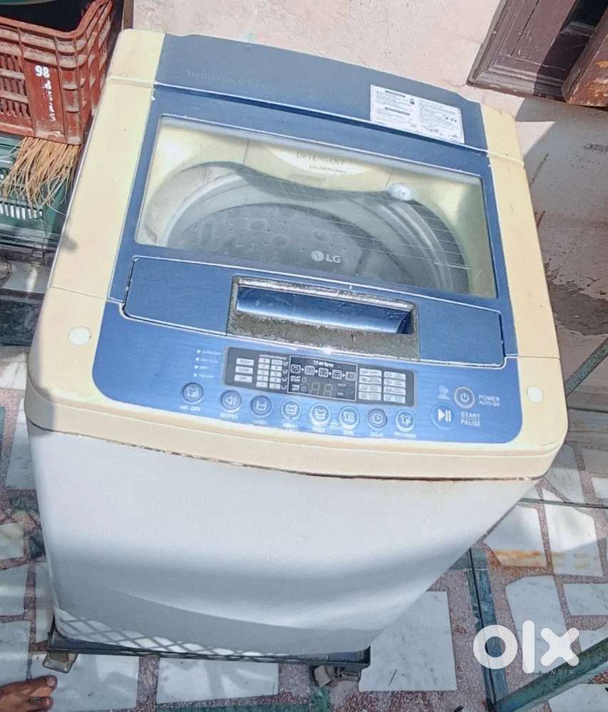 O LG WASHING AUTOMATIC MACHINE
