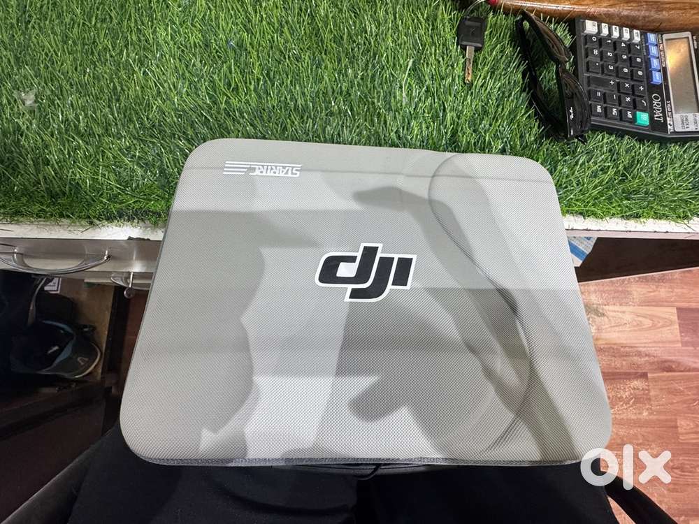 Dji mini 2 dron good condition 2 bag 3 battery original charger oru