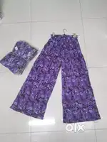हमें मोम की दुकान पर स्टॉप की जरूरत है 3:00 बजे से 9:00 तक काम कर सके
