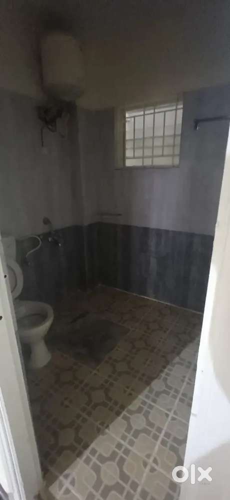 2 bhk for rent in ground floor with parking of 1 wheeler