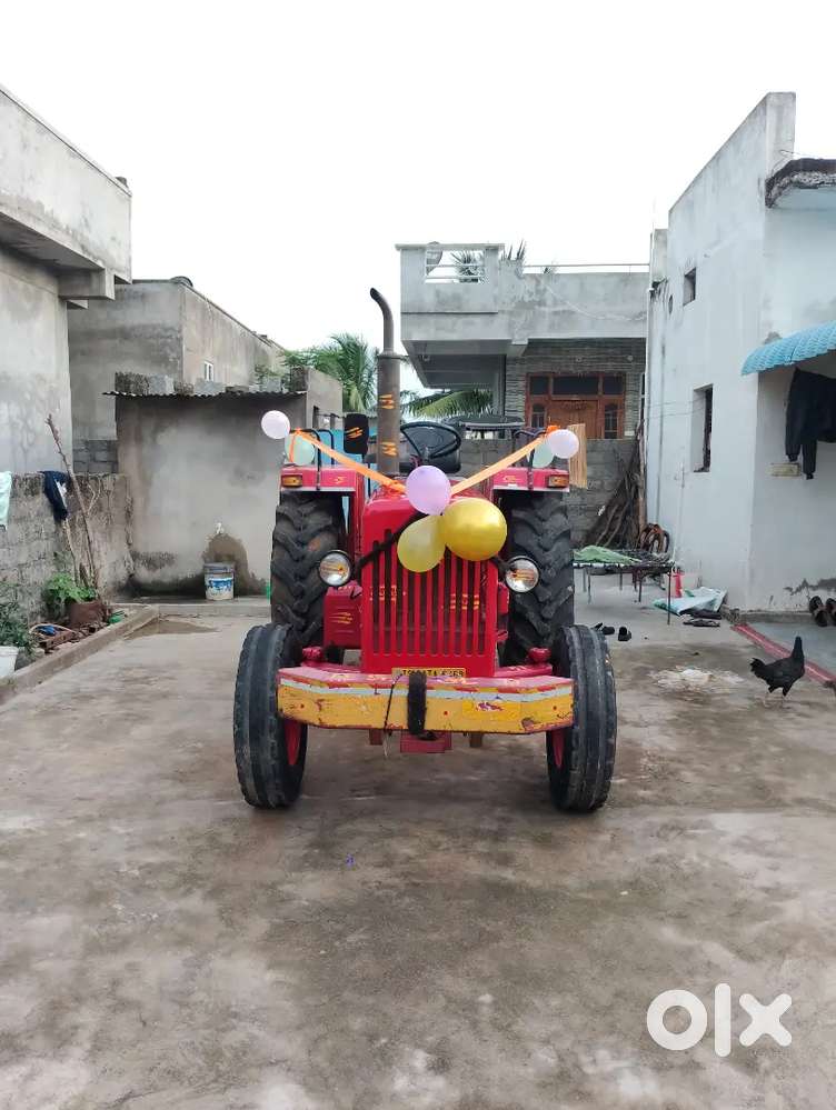 Mahindra 575xp plus and trally spray pump with wiper