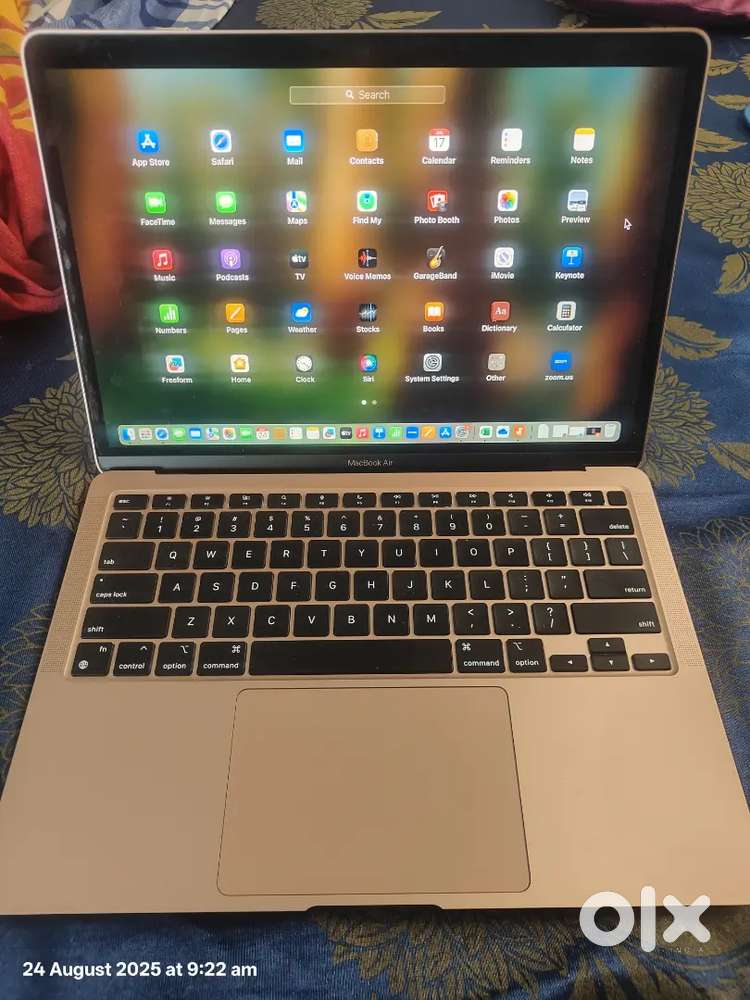 MACBOOK AIR M1 256GB