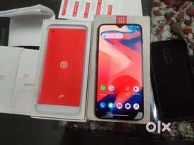 Oneplus 6T 8/128GB With Bill Box Back Cover with it