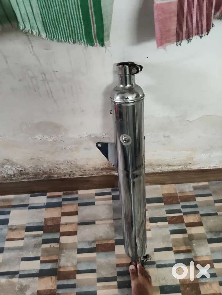 Bullet original silencer classic 350 vs 4