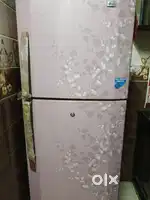 LG Double door fridge 310 Ltr New Condition