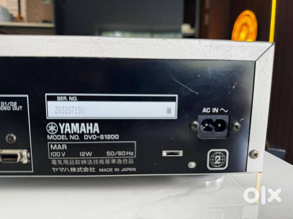 YAMAHA  DVD-S1200  CD PLAYER  CODE 9 AV STUDIO