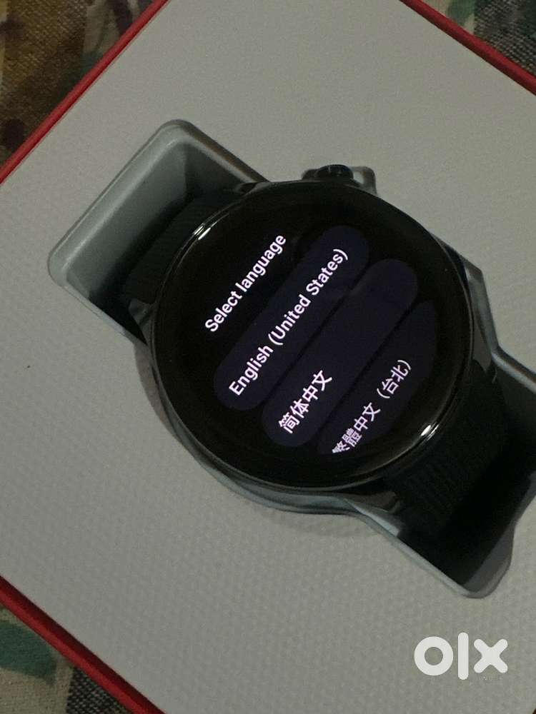 Oneplus watch 2 AMOLED display