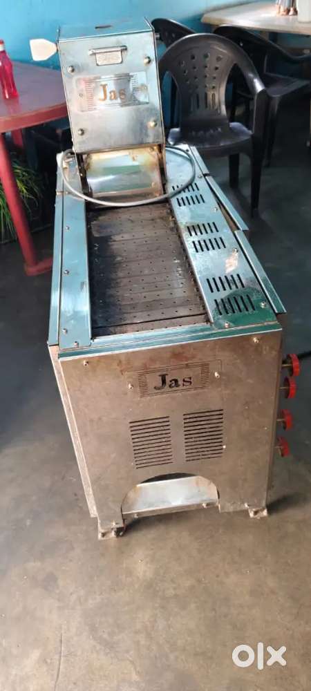 Roti maker machine