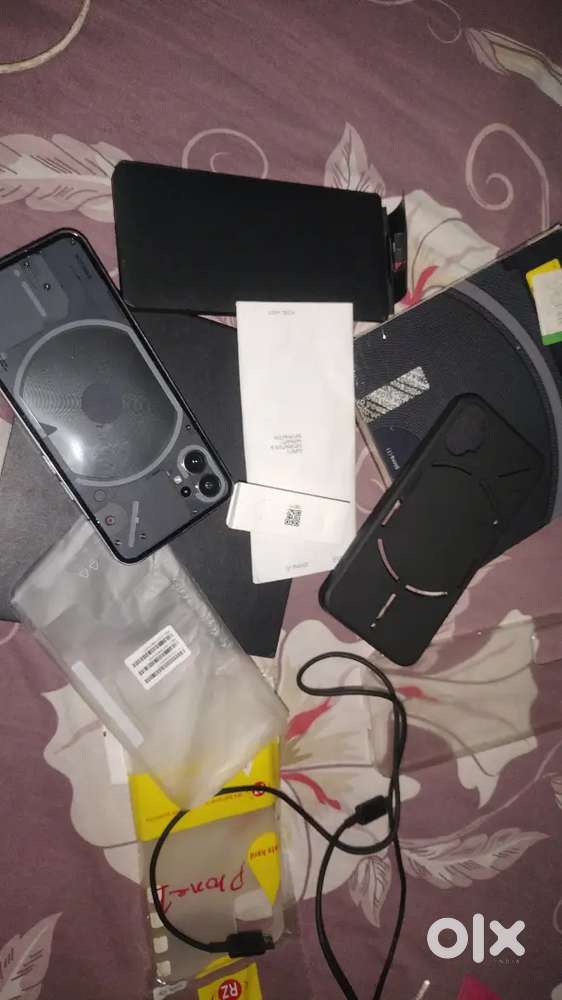 Nothing 256gb sab kuch orignal bas back pannel change h