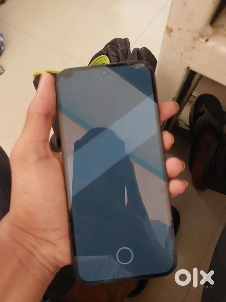 2a 5g display broken