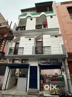Two shop+ 5 one room attached .lat bath