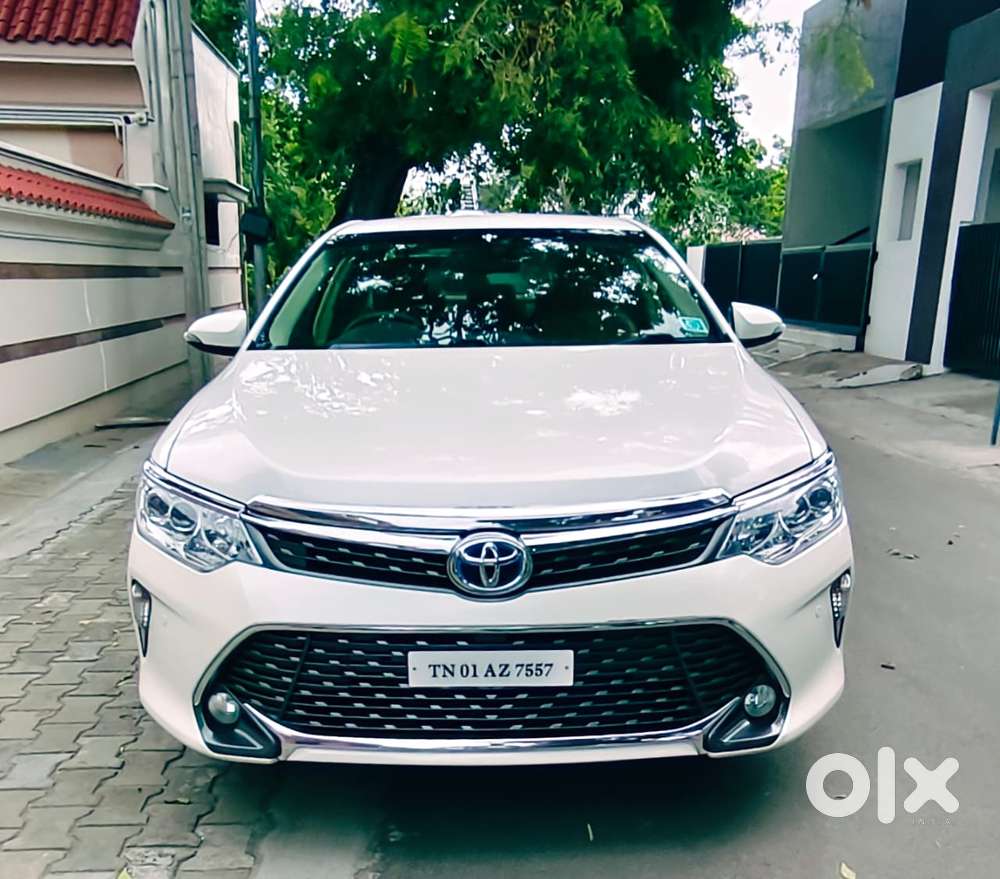 Toyota Camry Hybrid 2.5, 2016, Petrol