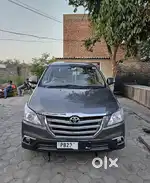 Toyota Innova 2012