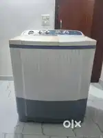 LG washing machine 7.5 kg capacity in good condition