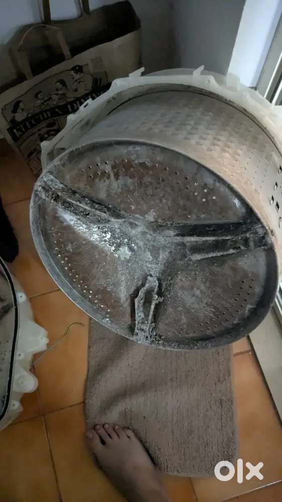 Washing machine damaged drum