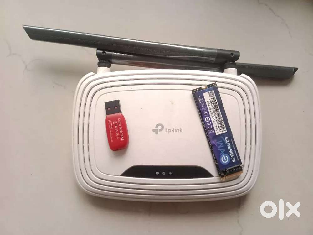 Ssd,router and pendrive