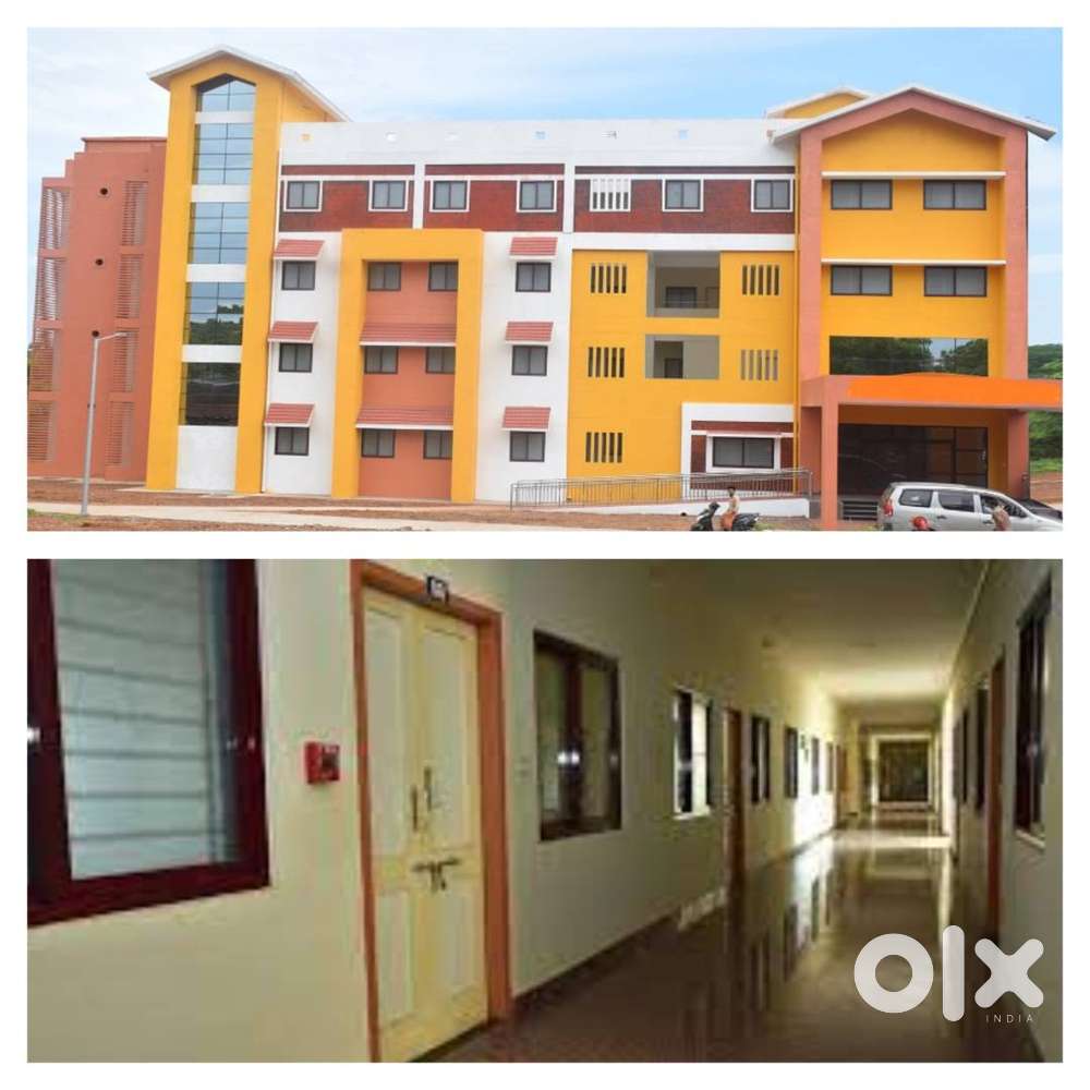 മെൻസ് ഹോസ്റ്റലിലും ലേഡീസ് ഹോസ്റ്റലിനും അനുയോജ്യമായ ബിൽഡിങ്ങുകൾ ഞങ്ങളുട