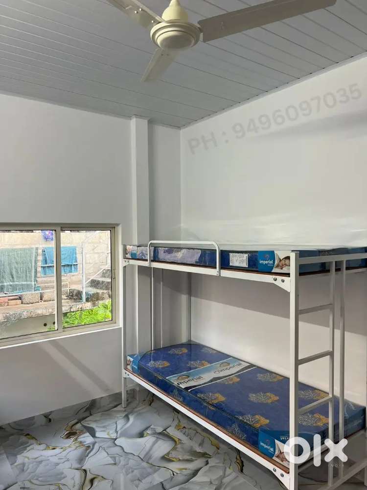 New gents hostel, 4 share  rooms ,vazhakkala
