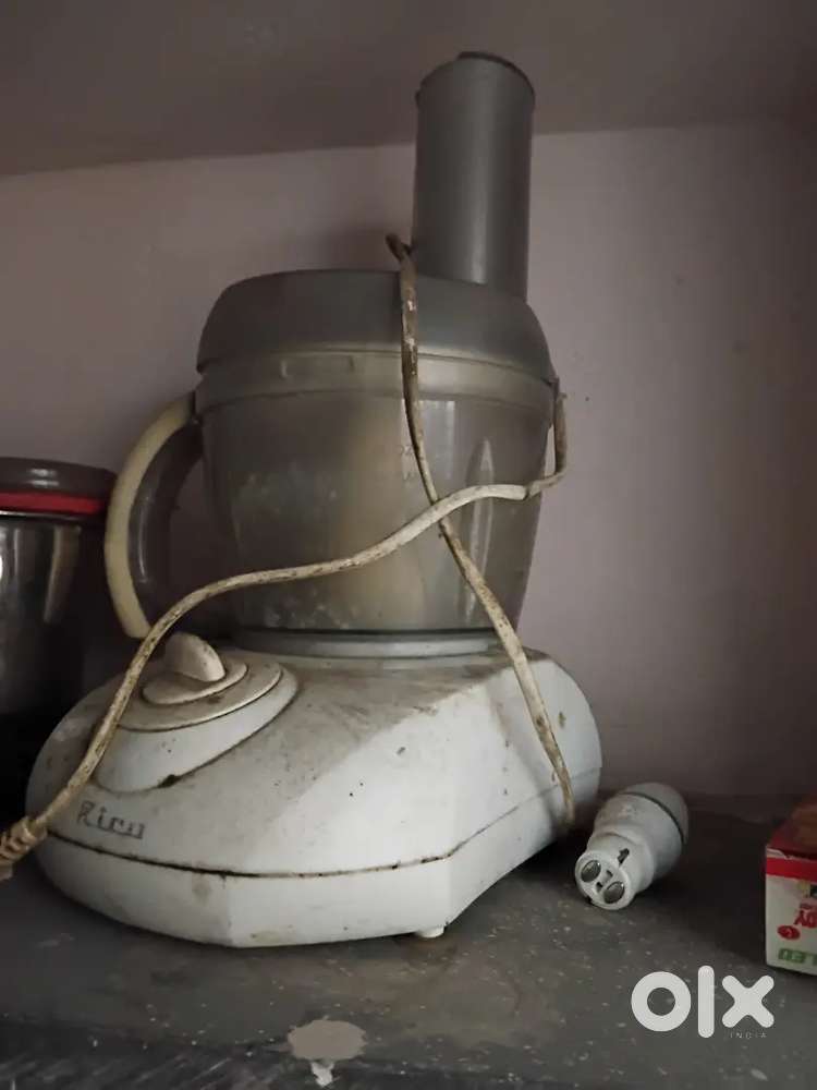 Mixer, juicer, cctv screen, vacuum cleaner,gyser