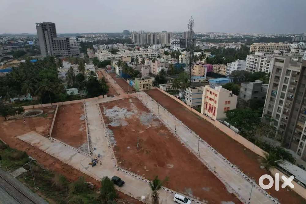 शहीद पथ रोड से 10 मिनट की दूरी पर प्लांट ले अप्रूव्ड सोसायटी