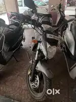 Selling my Suzuki Gixxer - 45-50 mileage and good condition