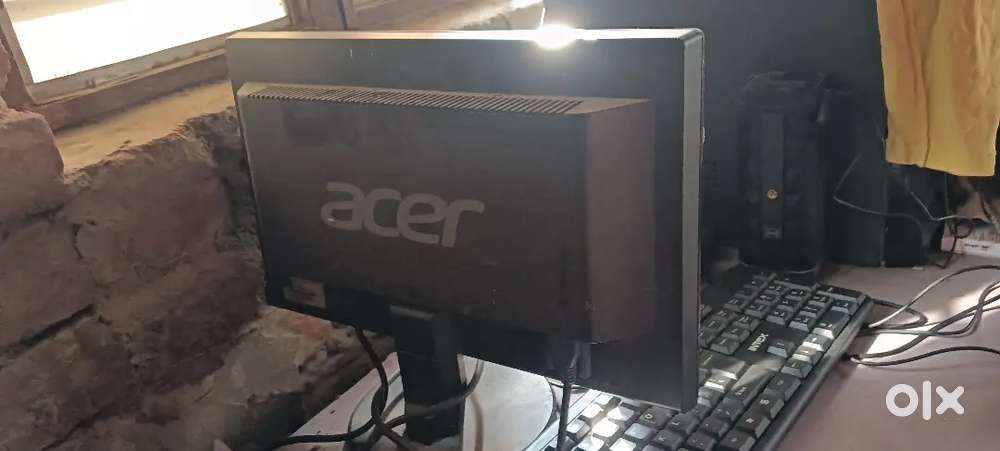 Monitor and ups