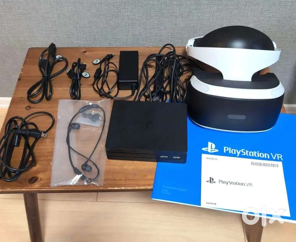 Sony PlayStation VR MEGA PACK CUHJ-16010 Headset Camera Controller