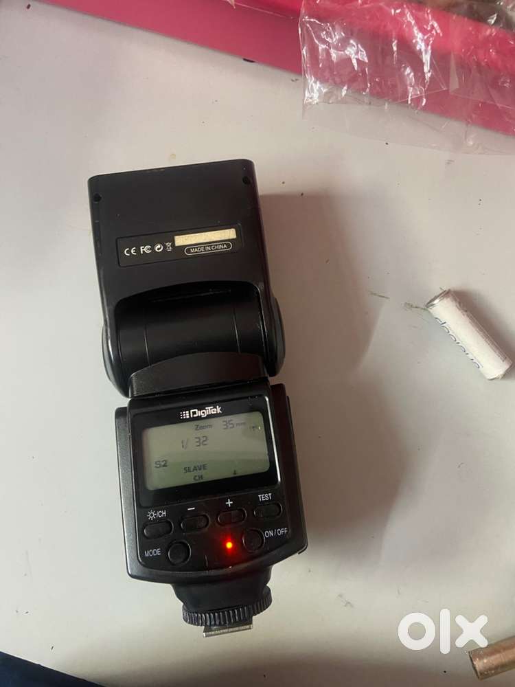 Digitek Dslr flashlight