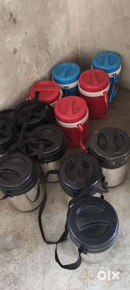 Tifin santar k tifin or gan ki tanki or chai ki katli dena h