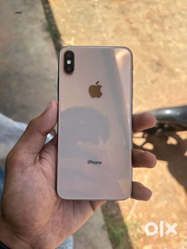 I phone xs max 512