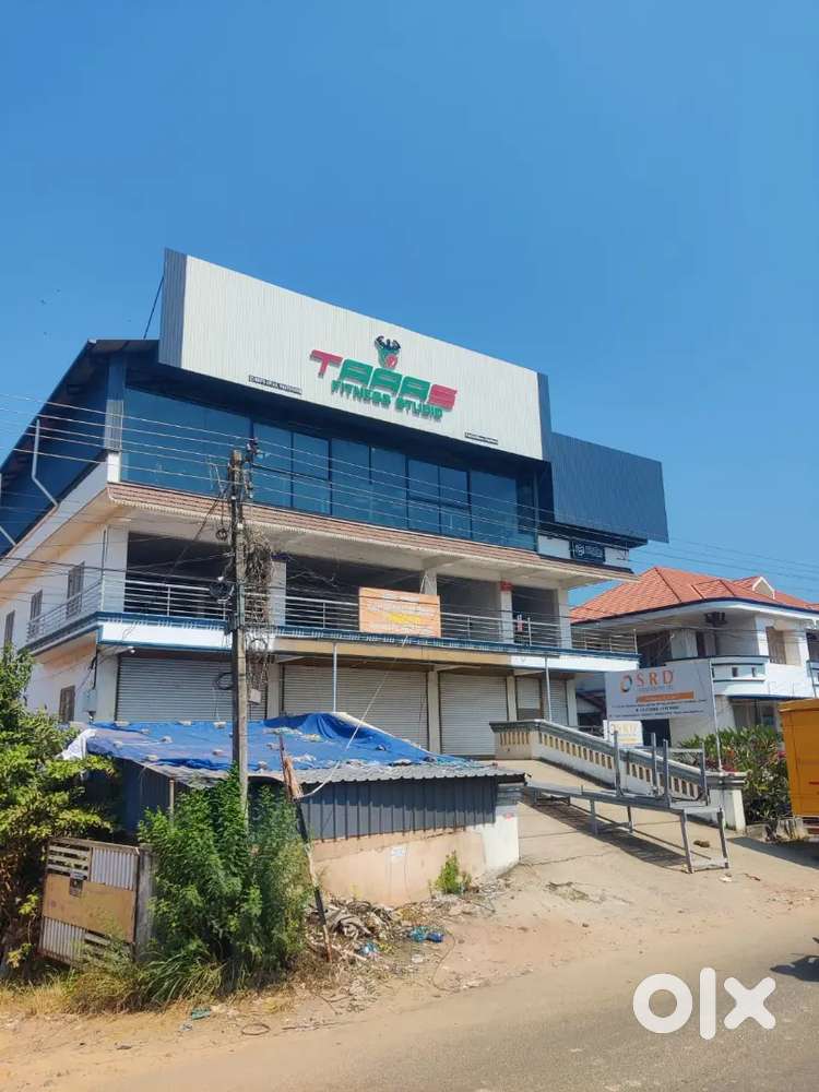 7000SQFT COMMERCIAL SPACE FOR RENT IN BYEPASS NEAR AMBALATHARA