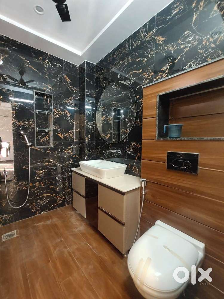 LUXURIOUS BUILDER FLOORS FOR FOR SALE NEAR HUDA METRO