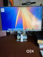 Samaung smart 32 inch Monitpr