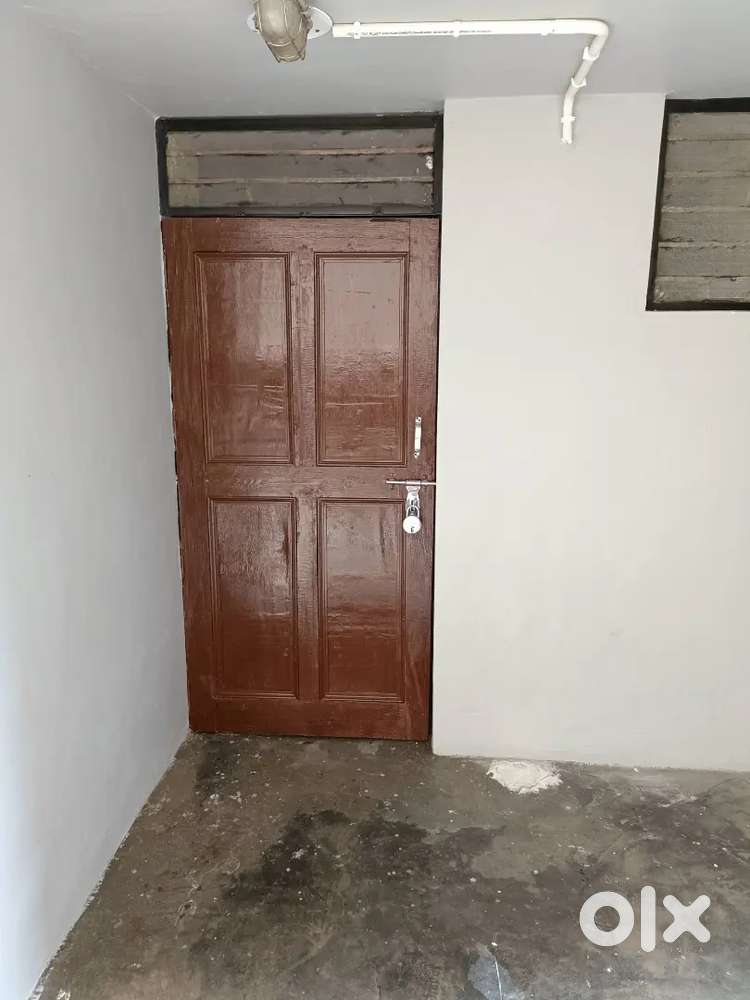 2 Room for set at Katcha Tank,Nahan