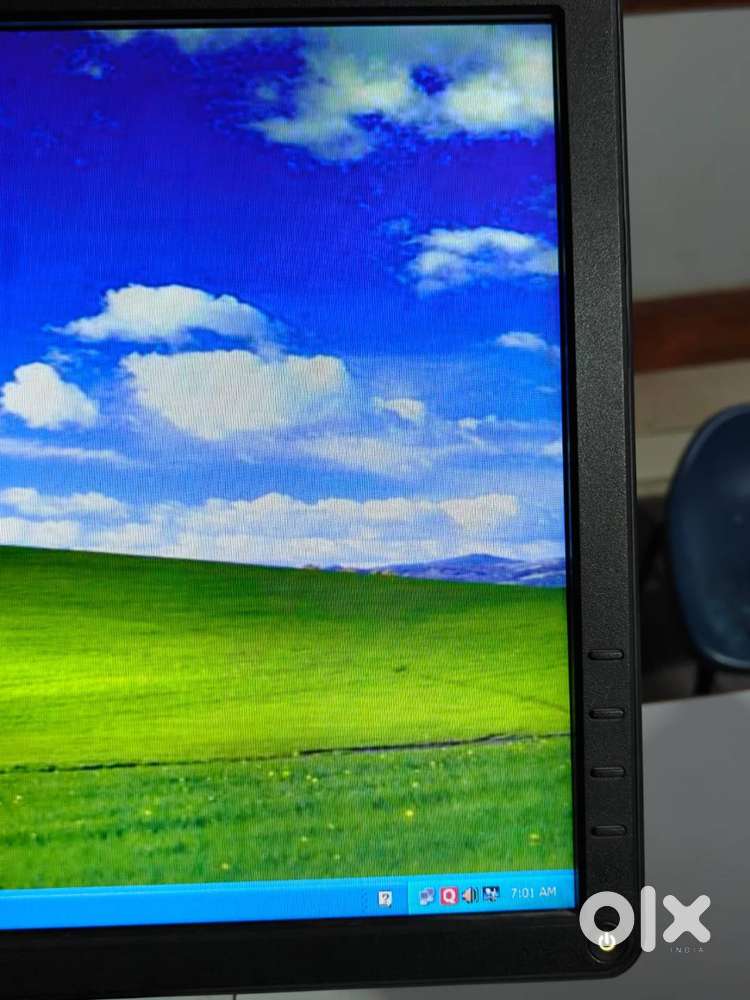 DESKTOP MONITOR