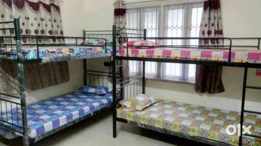 Running Ladies Hostel for rent